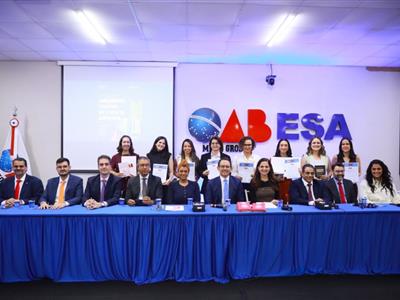 Notícia destaque: OAB-MT realiza lançamento coletivo de livros jurídicos em comemoração ao 11 de Agosto e entrega moções de aplausos a autoras